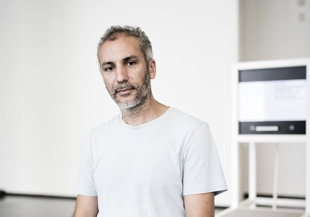 ‘This is how I stage my mother’s death’ ‘This is how I stage my mother’s death’