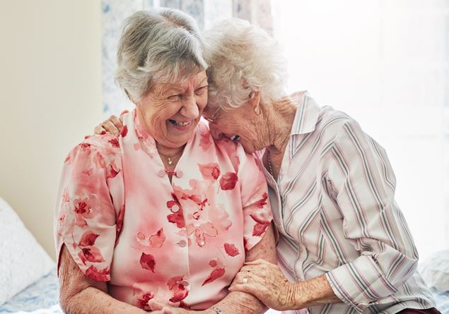 Straw: «We must not be afraid of old age. Indeed, from the elderly we rediscover our vocation to help the world to be better “