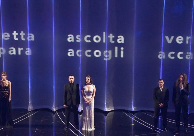 Sea outside 5 takes the stage of Sanremo 2025: tonight the guest cast of Carlo Conti