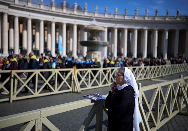 The Pope: “From the hospital bed the war appears even more absurd”