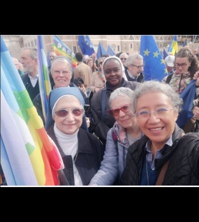 Sister Nadia, in the square in Rome for Europe, and social criticism: «For us Paoline attend the squares is almost a duty. To listen, understand, confront us “