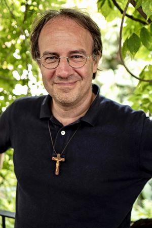 Don Paolo Alliata, rettore del liceo Montini a Milano