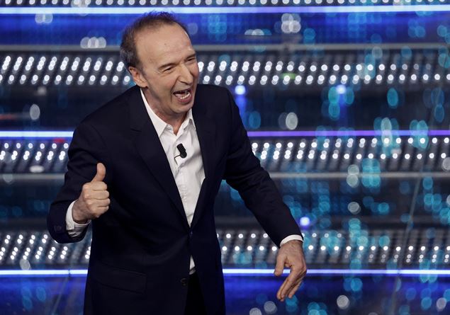 All life and career of Roberto Benigni, cultured and irreverent jester