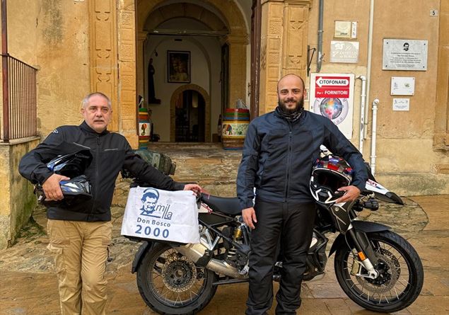 From Sicily in Senegal by motorbike for building a medical center in the sign of Don Bosco