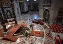2025-04-23T091234Z_2020402421_RC2L3EA23LSA_RTRMADP_3_POPE-FRANCIS-PROCESSION.JPG