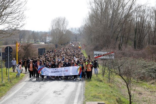 Rondine, also the president Mattarella on the march ‘on the way to peace’