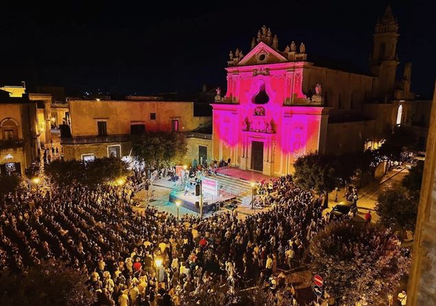 The Salento Book Festival celebrates 15 years and becomes more and more itinerant