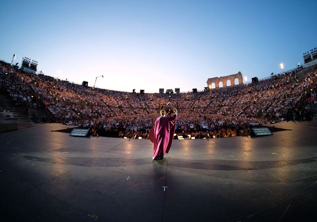 A ‘visionary’ Nabucco opens the lyrical season 102 of the Arena di Verona