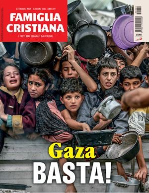 La copertina di "Famiglia Cristiana" in edicola dedicata allo sterminio in atto a Gaza