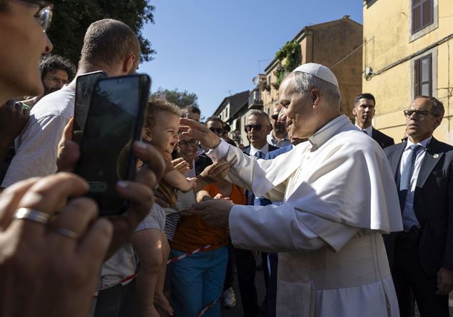 The Pope responds to a mother’s letter: “The children have the right to peace, the war will not prevail”