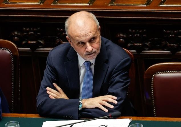 Schillaci and the Nitag case, the facts, the reactions, the implications in the relationship between science and politics