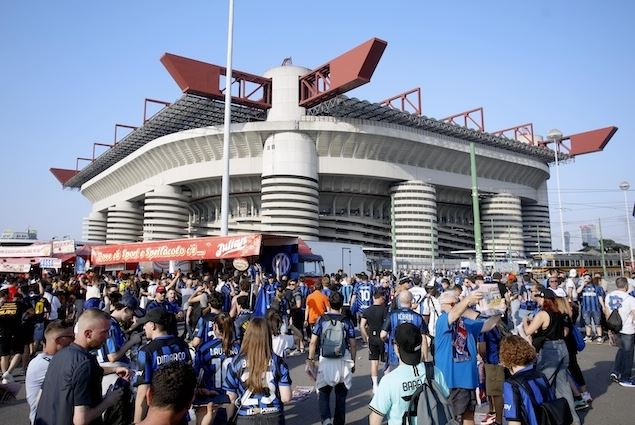 San Siro between past and future, because it cannot remain as it is, what happens now